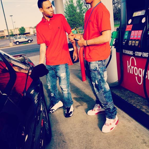 Meet your Posher, Vaughn - Picture 1 of 1